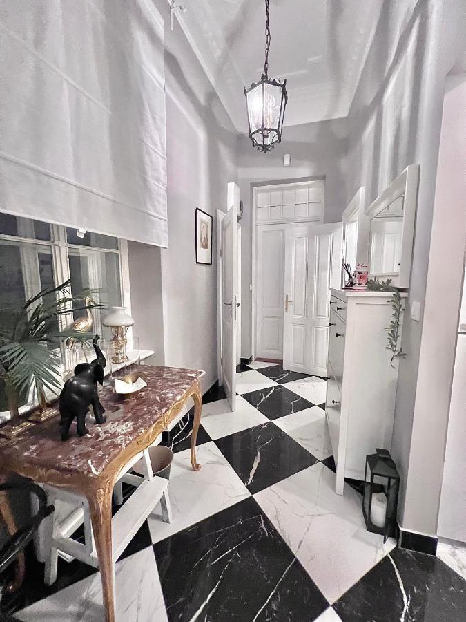 Central Dainty - Boutique Apartment In Zagreb City Centre Εξωτερικό φωτογραφία
